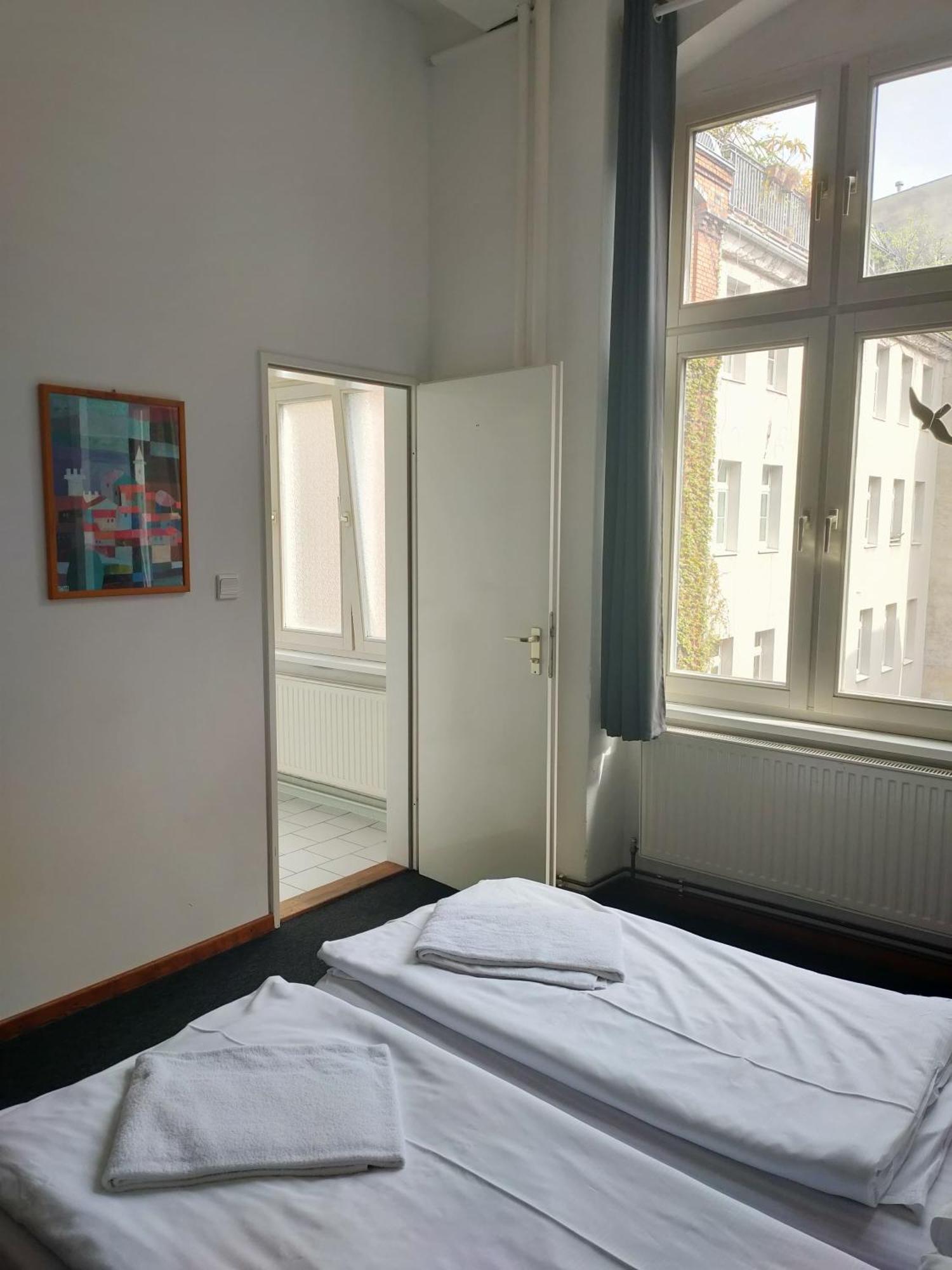 Double Room Private Bathroom